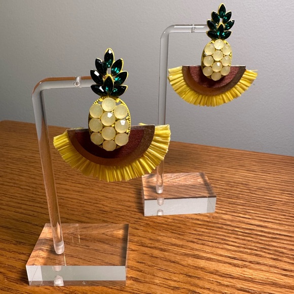 Pineapple earrings - Picture 1 of 3